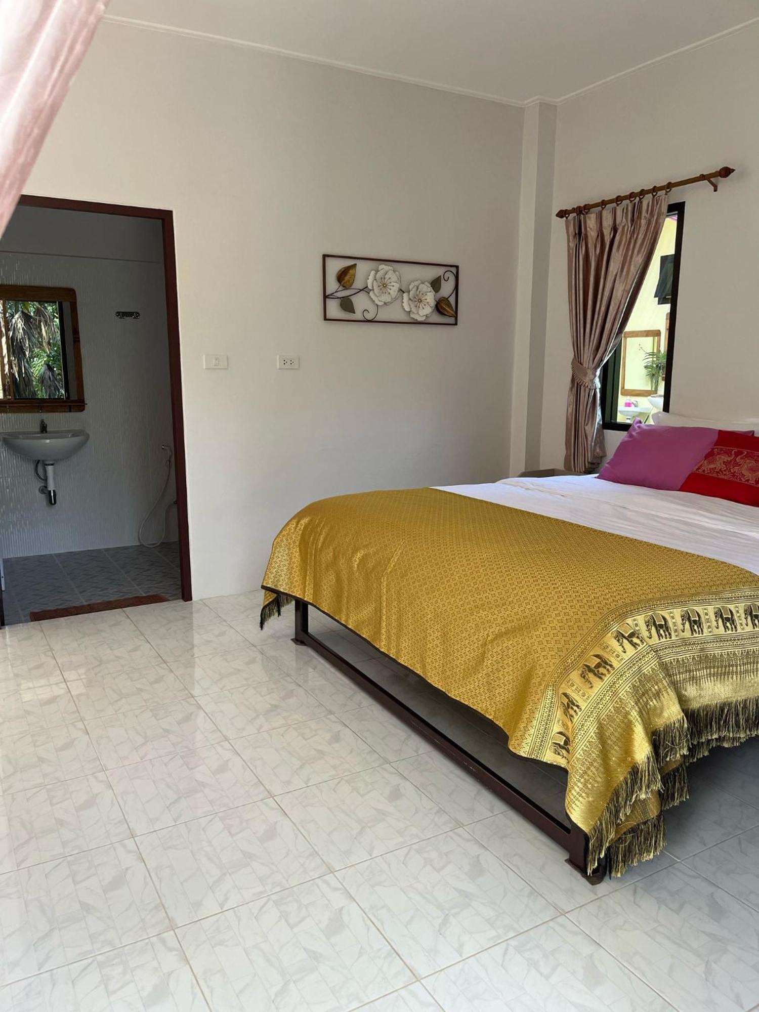 Sawasdee Home Stay Resort & Pool Khao Lak Exteriör bild