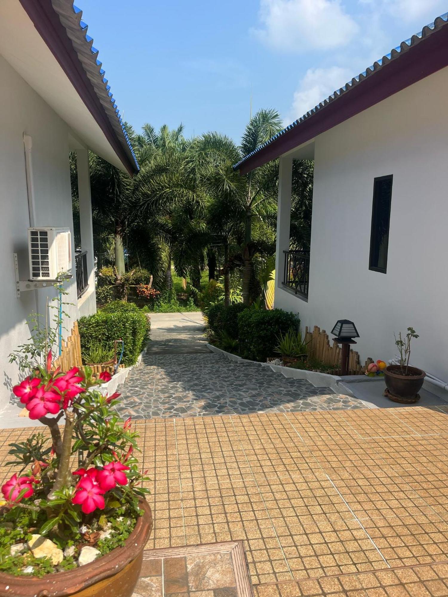 Sawasdee Home Stay Resort & Pool Khao Lak Exteriör bild